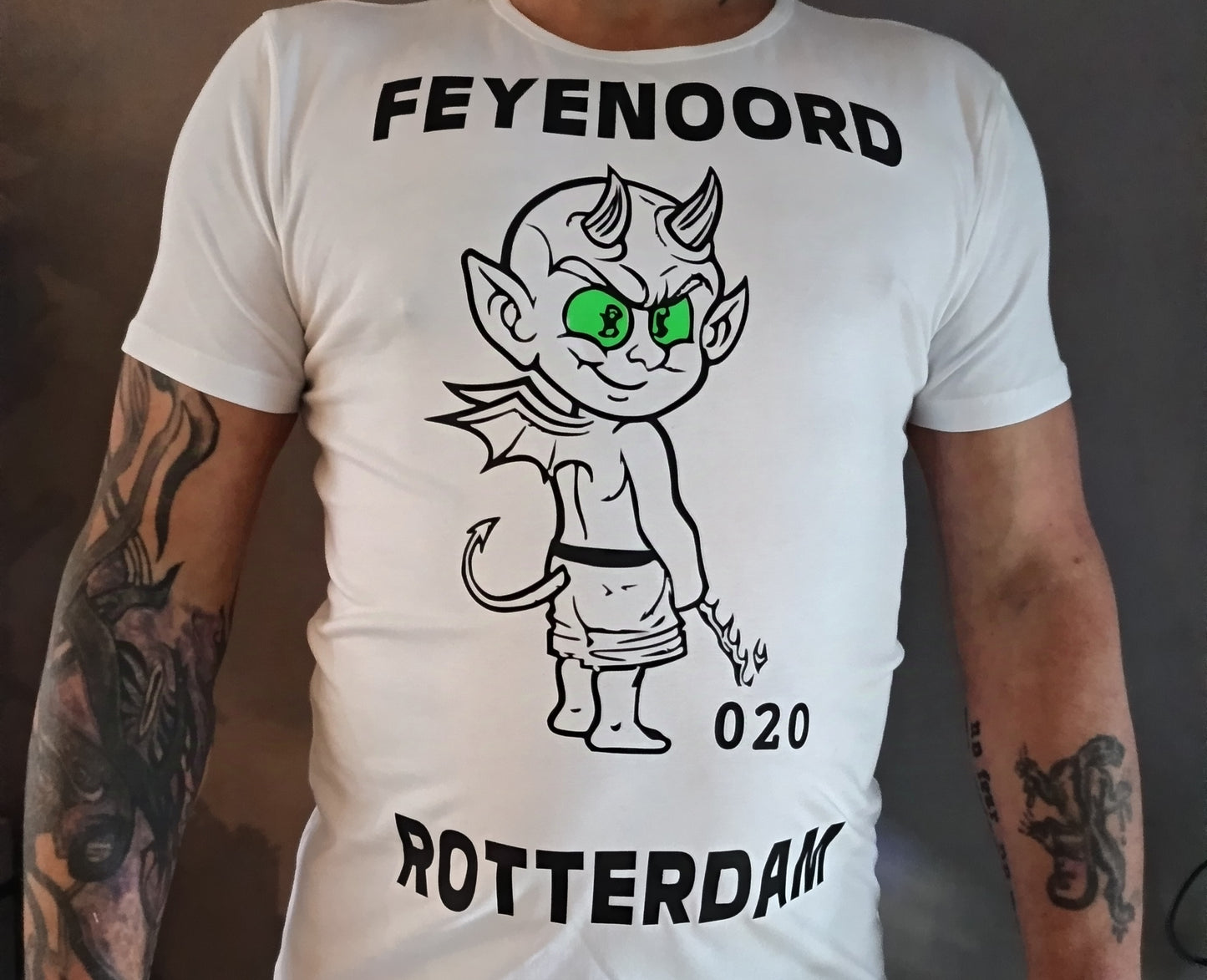 Wit shirt alle maten en kleuren